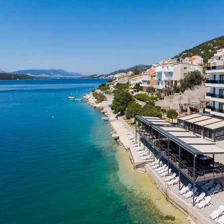 Hotel Novum Неум Екстериор снимка