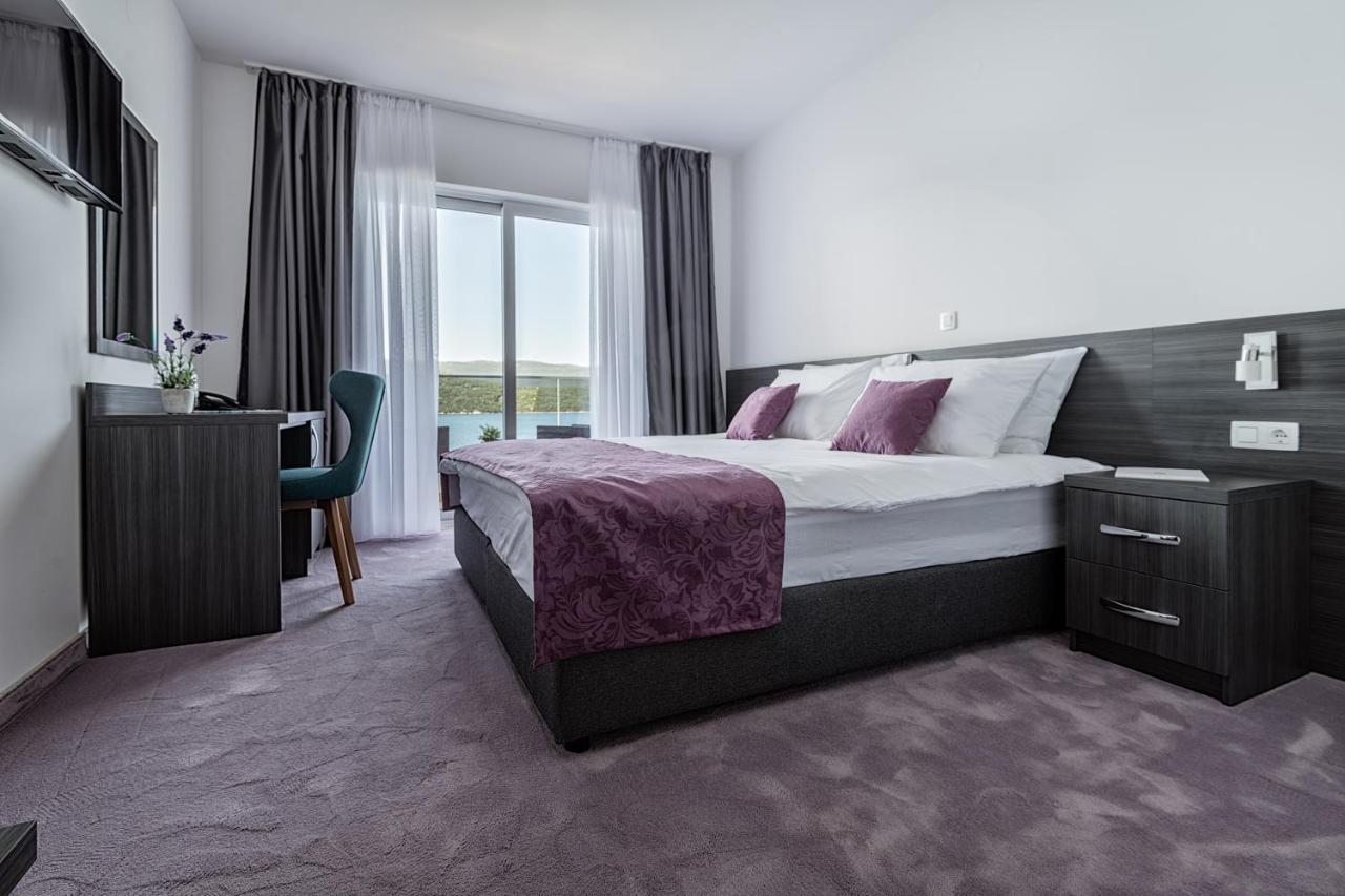Hotel Novum Неум Екстериор снимка