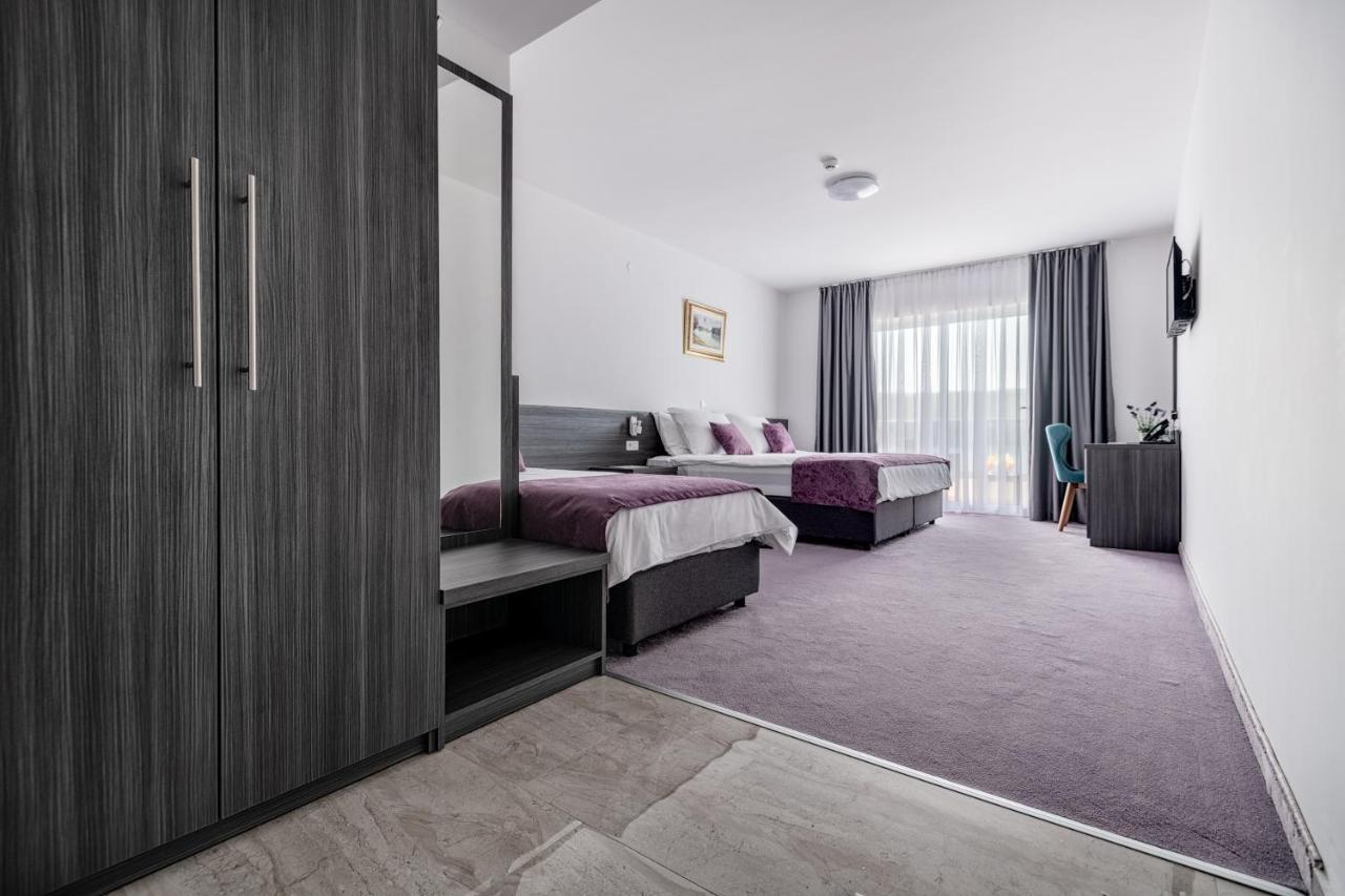 Hotel Novum Неум Екстериор снимка